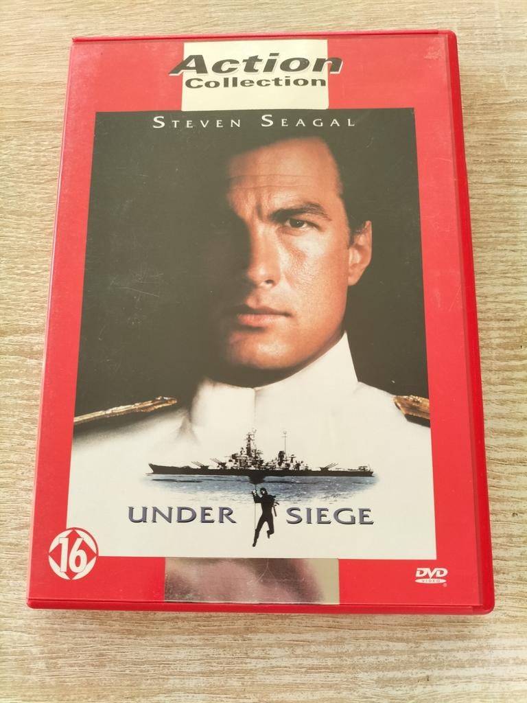 Under Siege, Ophalen of Verzenden