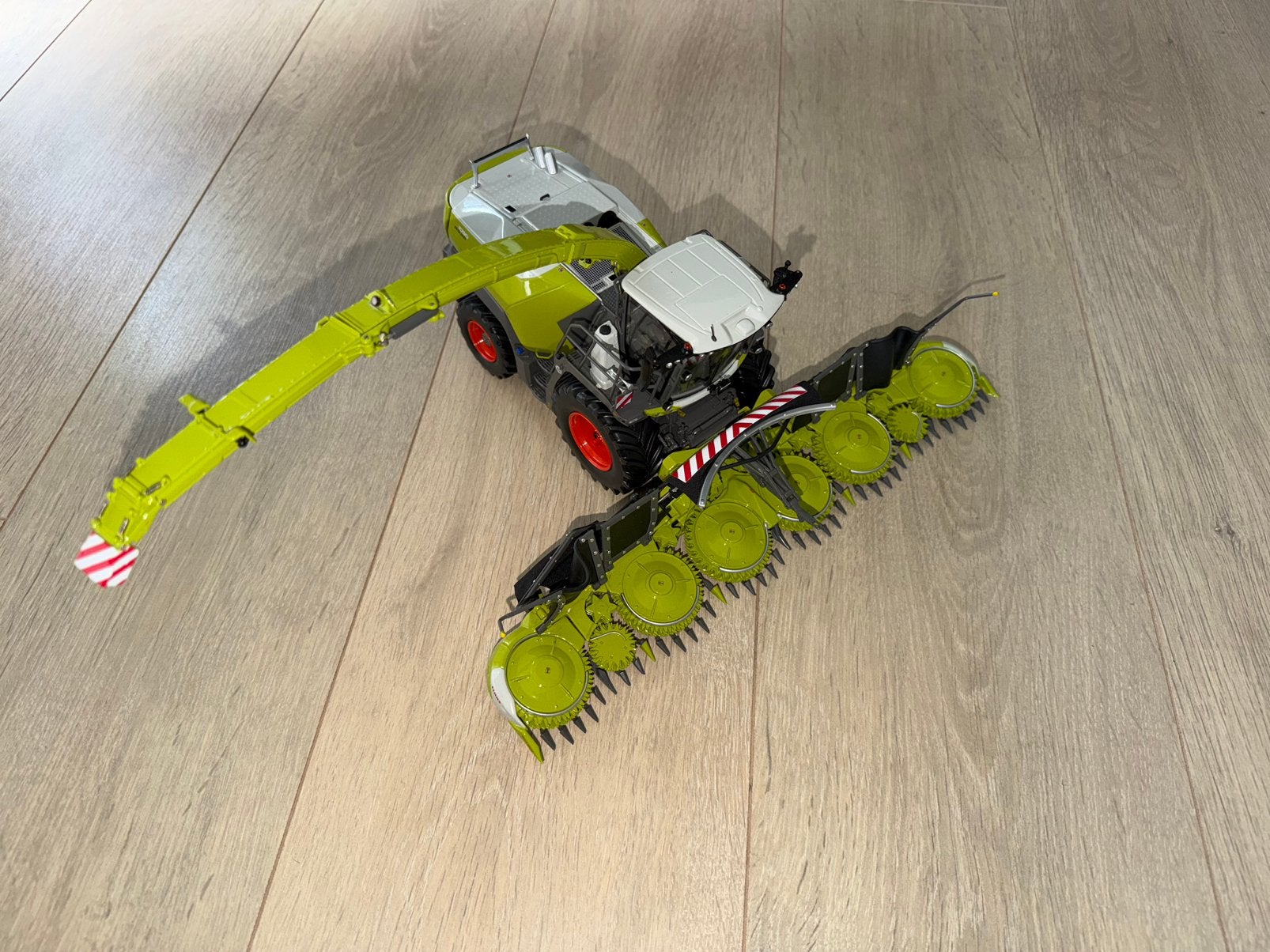 Claas Jaguar 1090 + ORBIS 10500, Hobby en Vrije tijd, Ophalen, Zo goed als nieuw, Tractor of Landbouw, Overige merken