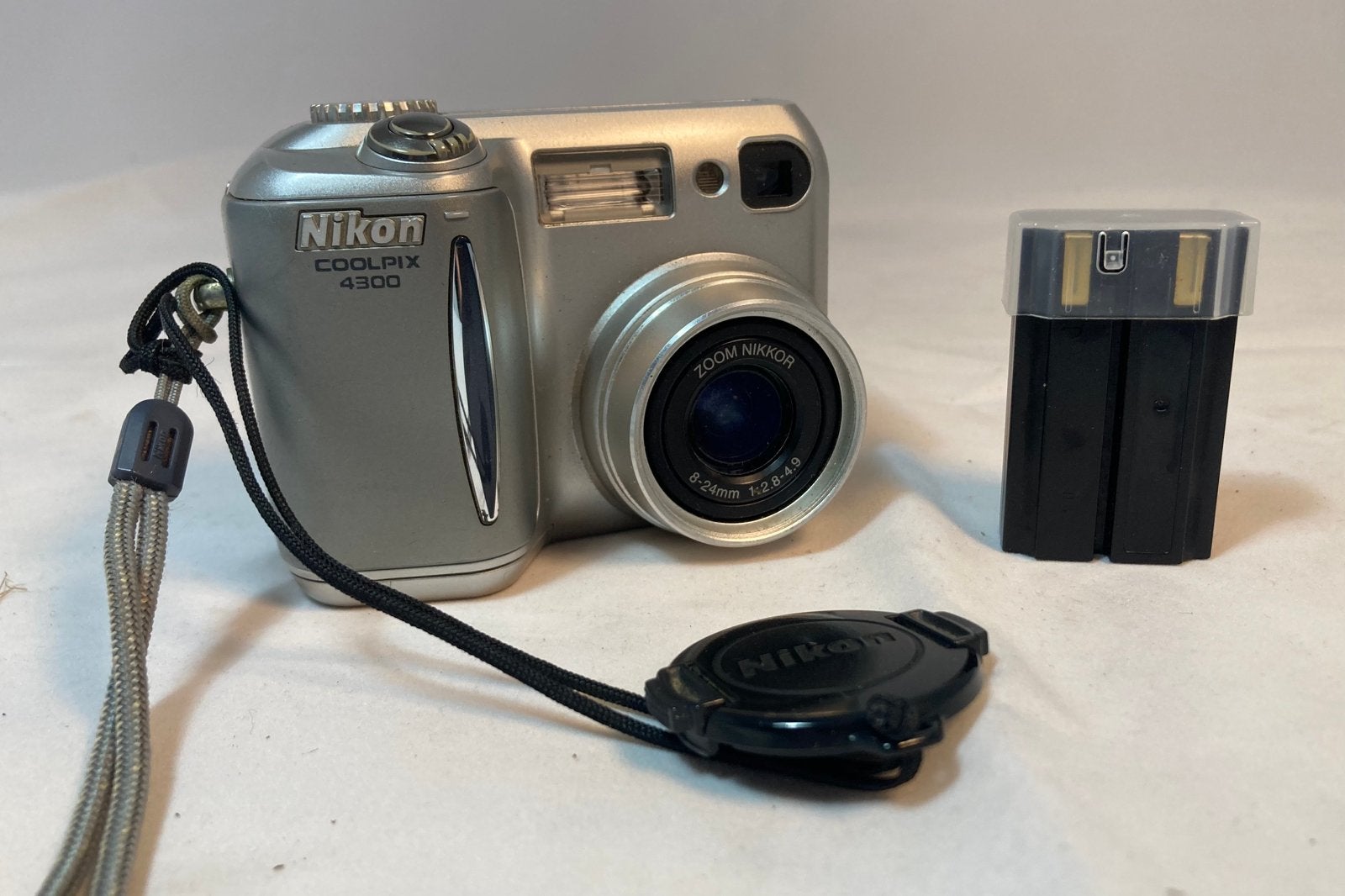 Nikon Coolpix 4300 camera, Ophalen of Verzenden, Gebruikt, Nikon, 8 keer of meer
