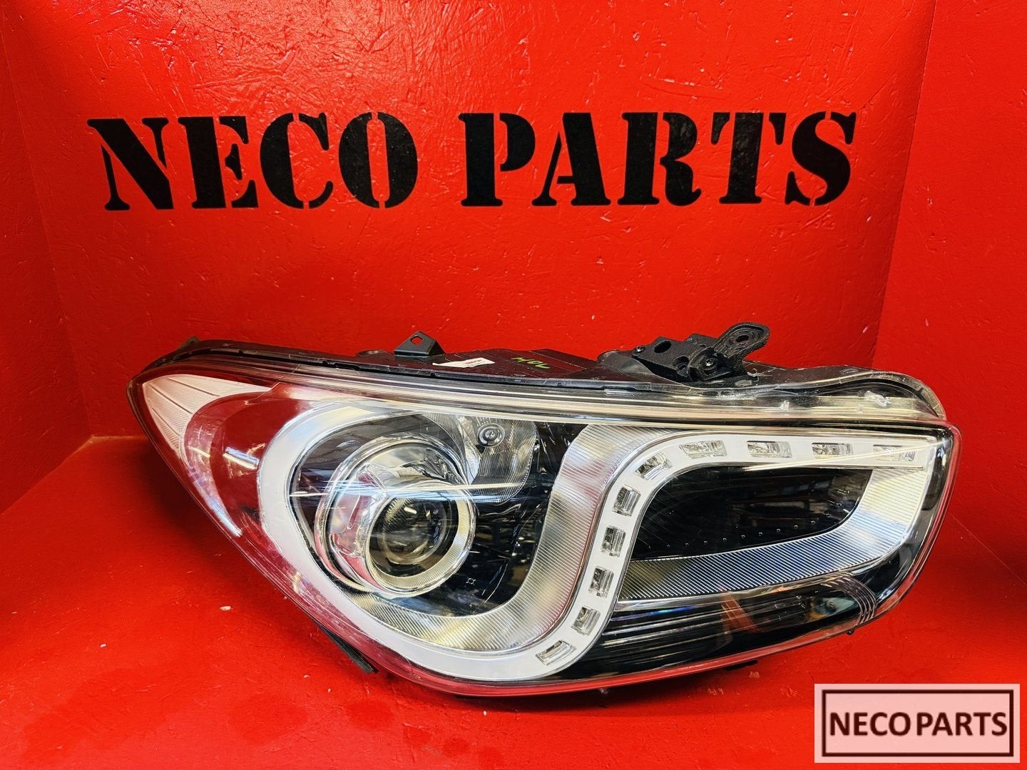 HYUNDAI I40 XENON LED KOPLAMP ORIGINEEL ALLES LEVERBAAR !!, Auto-onderdelen, Verlichting, Gebruikt, -, -, Ophalen of Verzenden