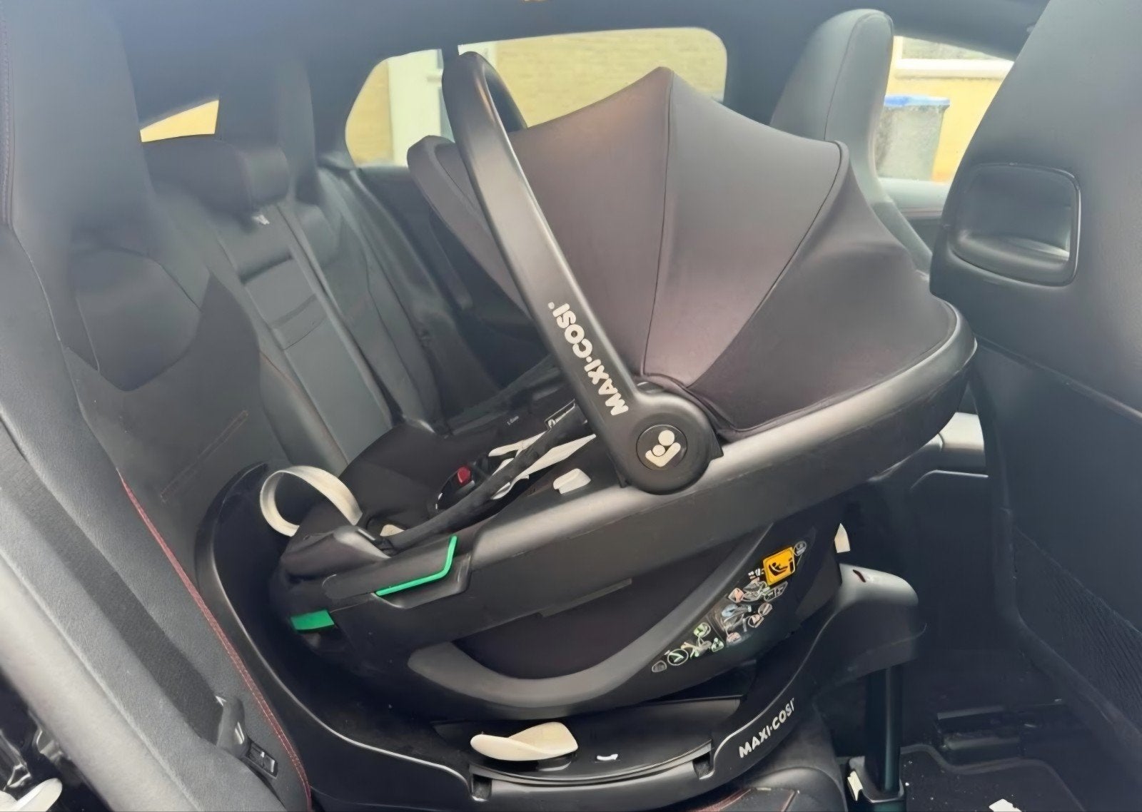 Maxi-Cosi coral 360 autostoel met FamilyFix 360-base, Kinderen en Baby's, Autostoeltjes, Ophalen, Verstelbare rugleuning, Zo goed als nieuw