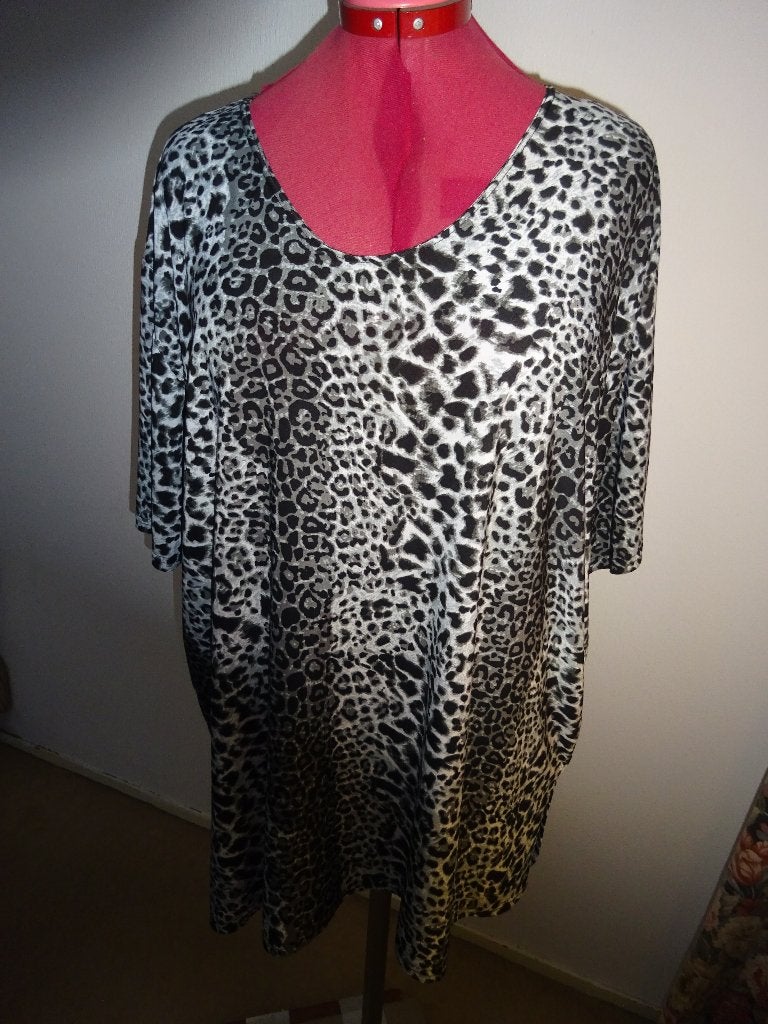 Magna top-shirt mt 56/58, Kleding | Dames, Overige kleuren, Verzenden, Shirt of Top, Magna