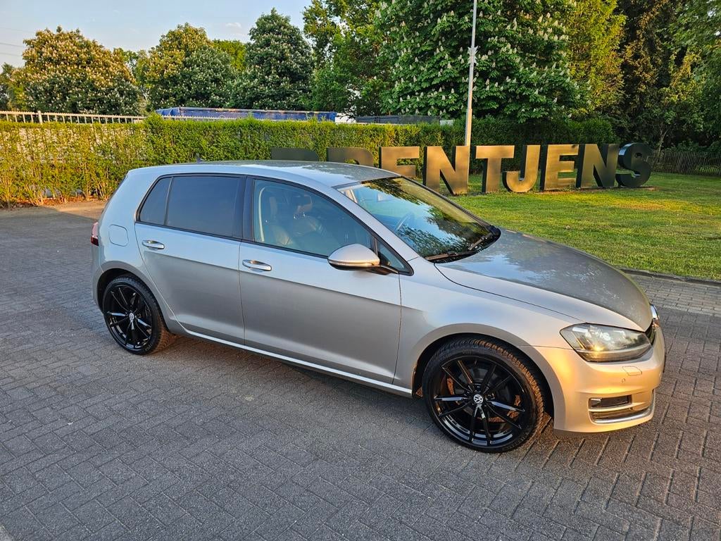 Volkswagen Golf 7 1.4 TSI Highline 2013/newAPK /Pretoria 18", Voorwielaandrijving, 4 cilinders, Origineel Nederlands, 1395 cc