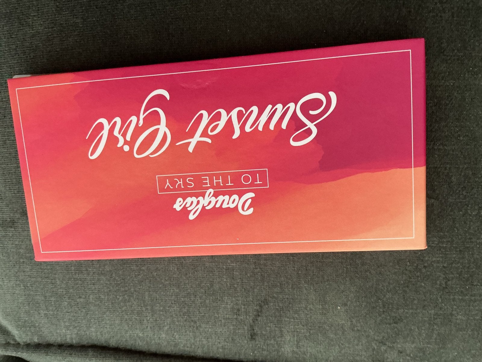 Douglas Sunset Girl To The Sky Oogschaduw Palette Nieuw, Nieuw, Ophalen of Verzenden, Make-up, Overige kleuren