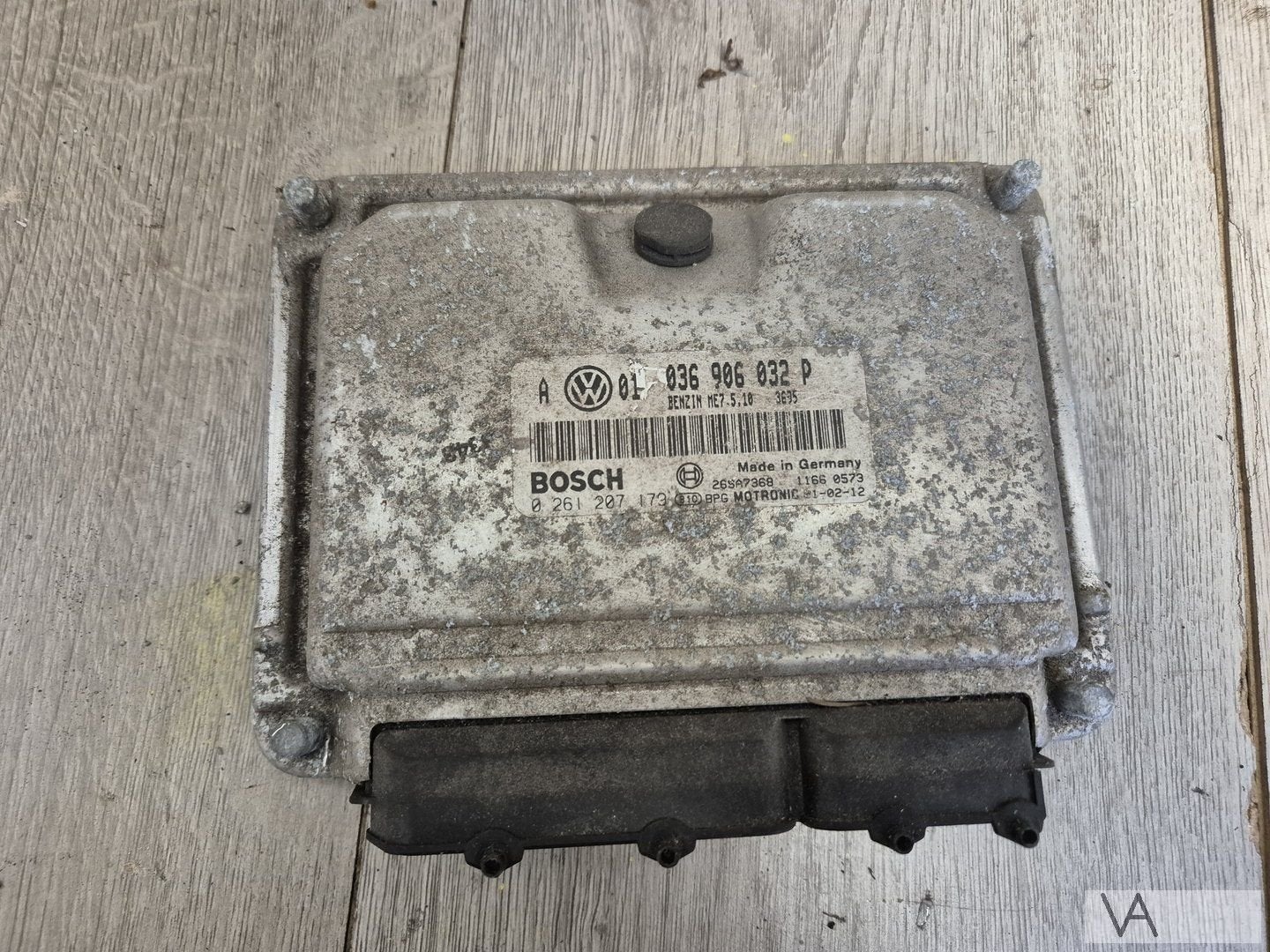 VW Golf 1.4 benzine ecu motorcomputer 036906032p code AXP, Auto-onderdelen, Gebruikt, -, Volkswagen, -