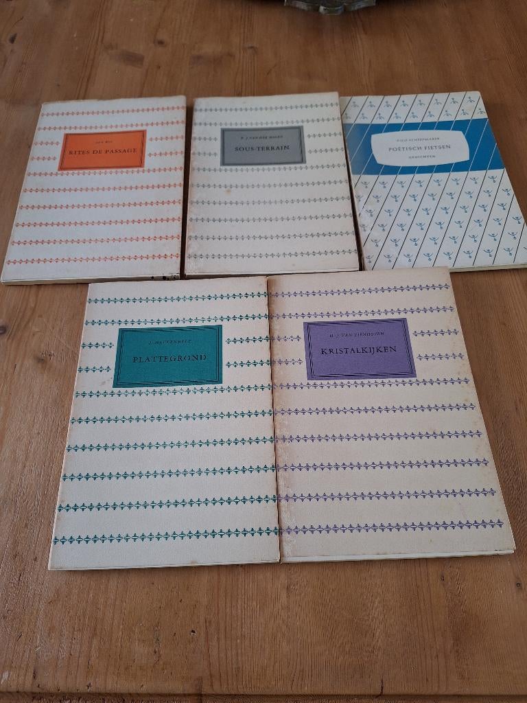 5 dichtbundels De Windroos 1e druk 1950-1955 samen € 20,00, Ophalen of Verzenden, Gelezen