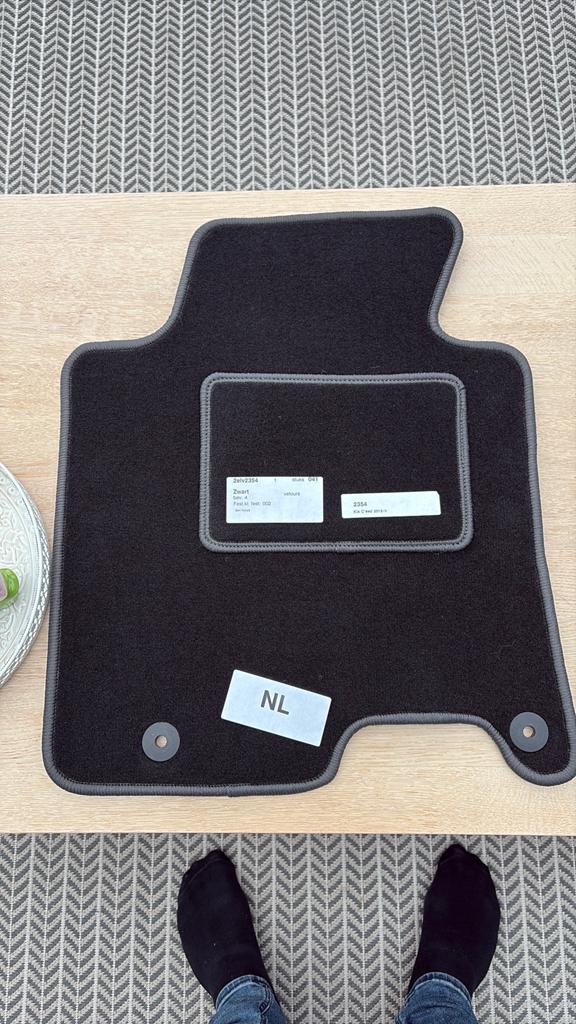 Nieuwe Kia Cee'd 2012> Velours Automat Matten Set, Ophalen of Verzenden, Nieuw