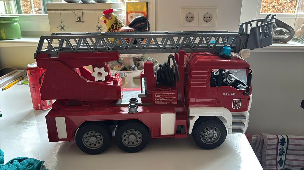 Bruder brandweerwagen, Ophalen of Verzenden, Zo goed als nieuw