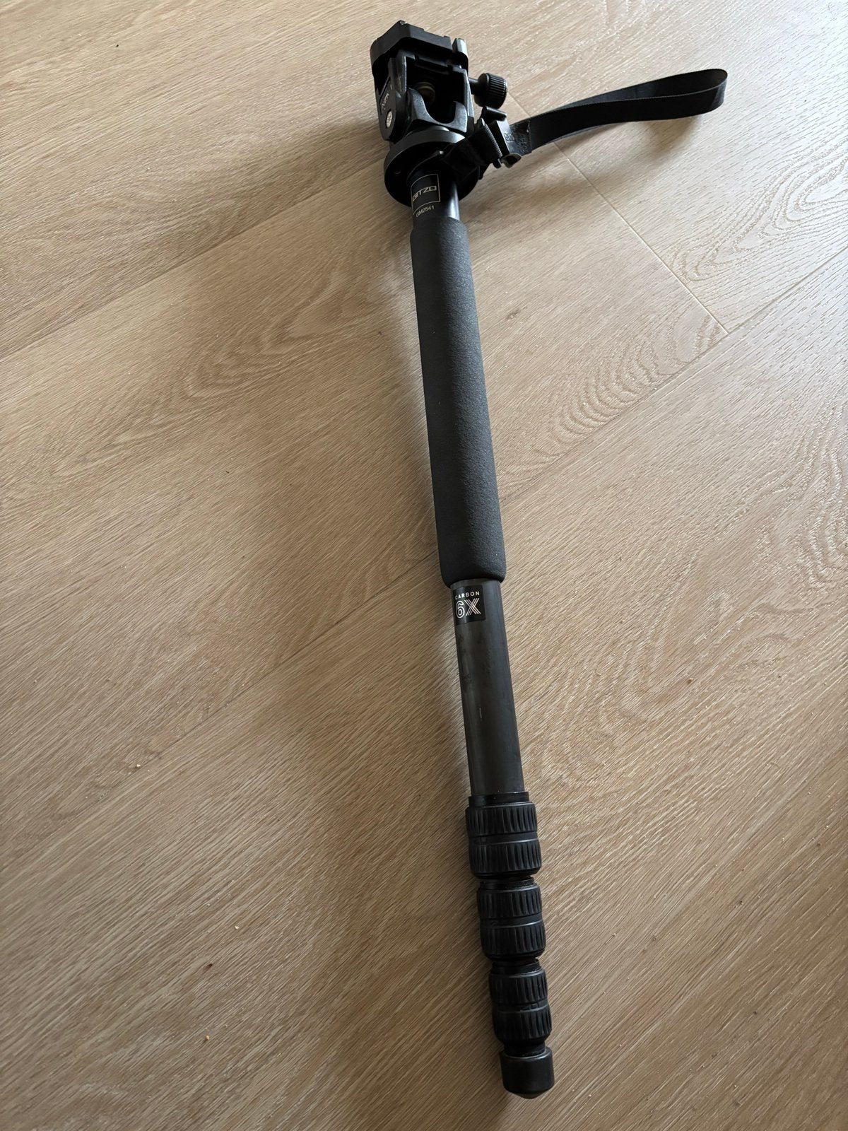 Gitzo GM2541 Carbon 6X Eenpootstatief met NEK-1 Balhoofd, Ophalen, Eenpoot, Zo goed als nieuw, 150 tot 175 cm
