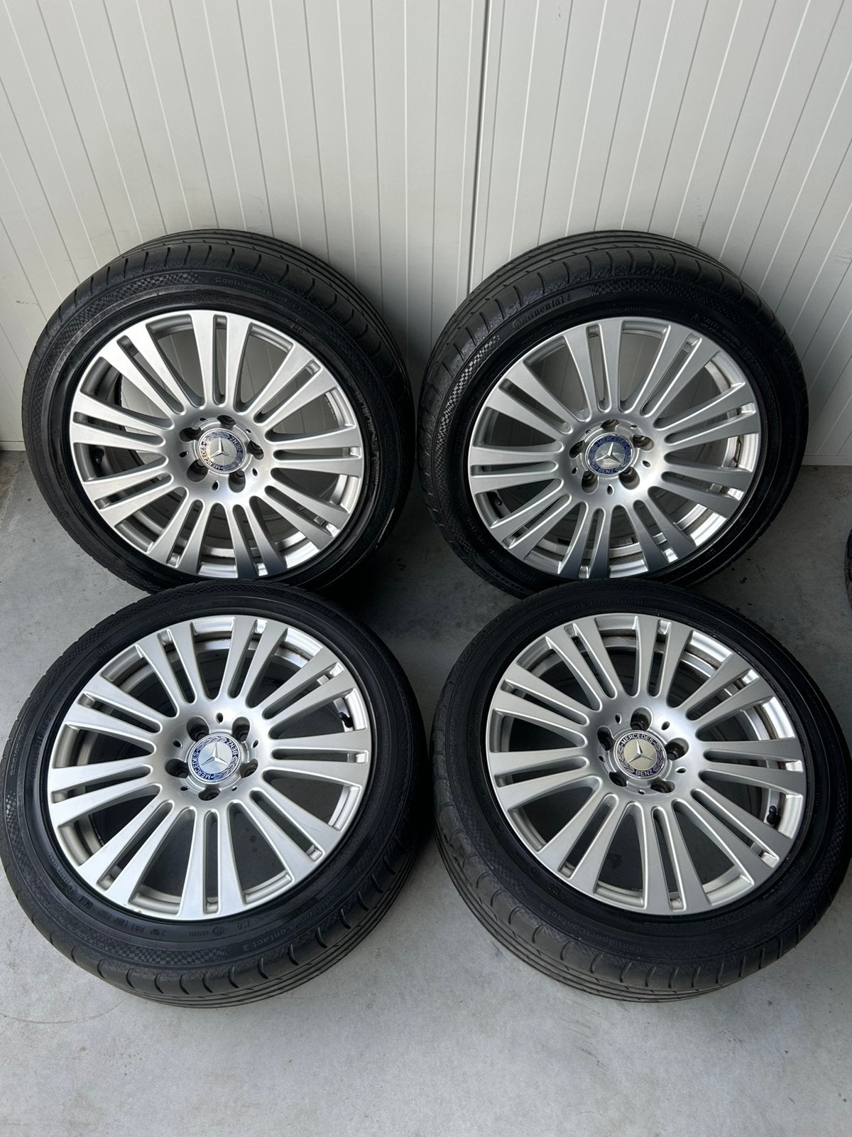 Originele Mercedes Benz E Klasse W212 C207 5x112 17 Inch Zom, Banden en Velgen, 17 inch, Ophalen of Verzenden, 235 mm