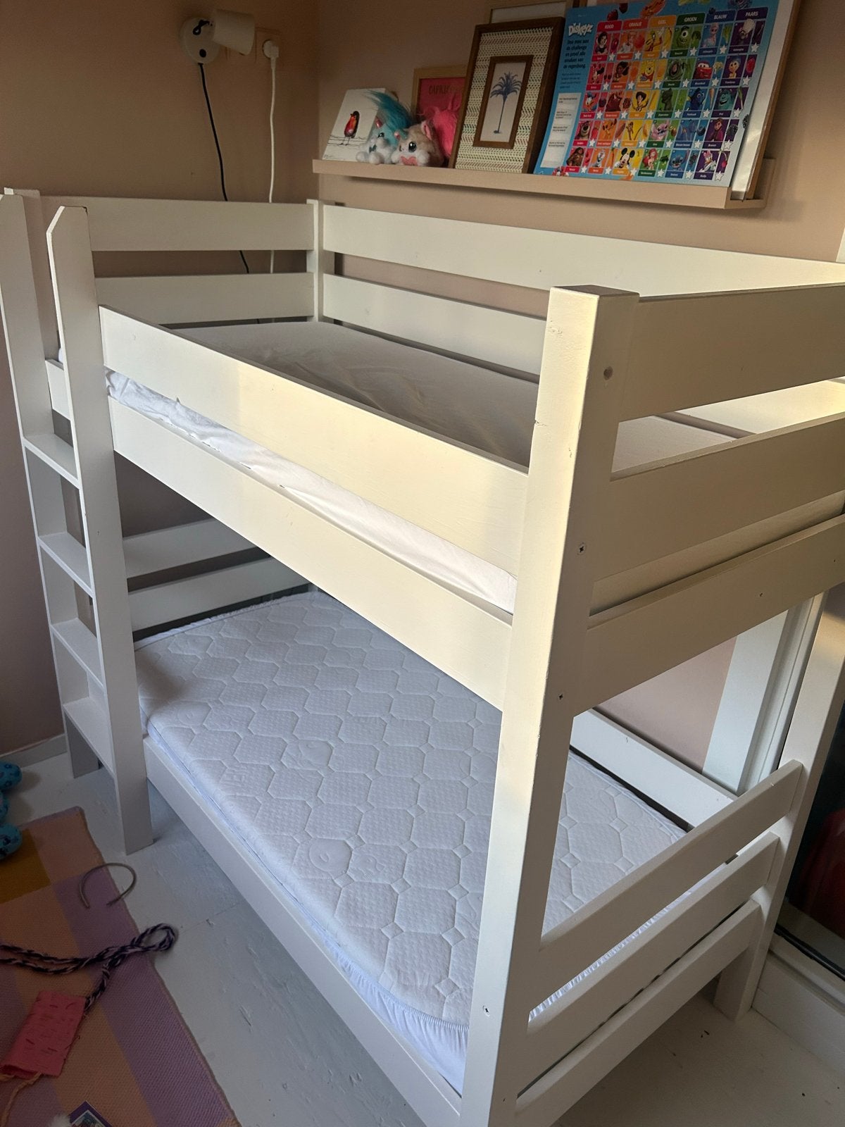 Wit Stapelbed met houten lattenbodem en 2 matrassen (zgan), 160 tot 180 cm, Tweepersoons, Zo goed als nieuw, 80 cm