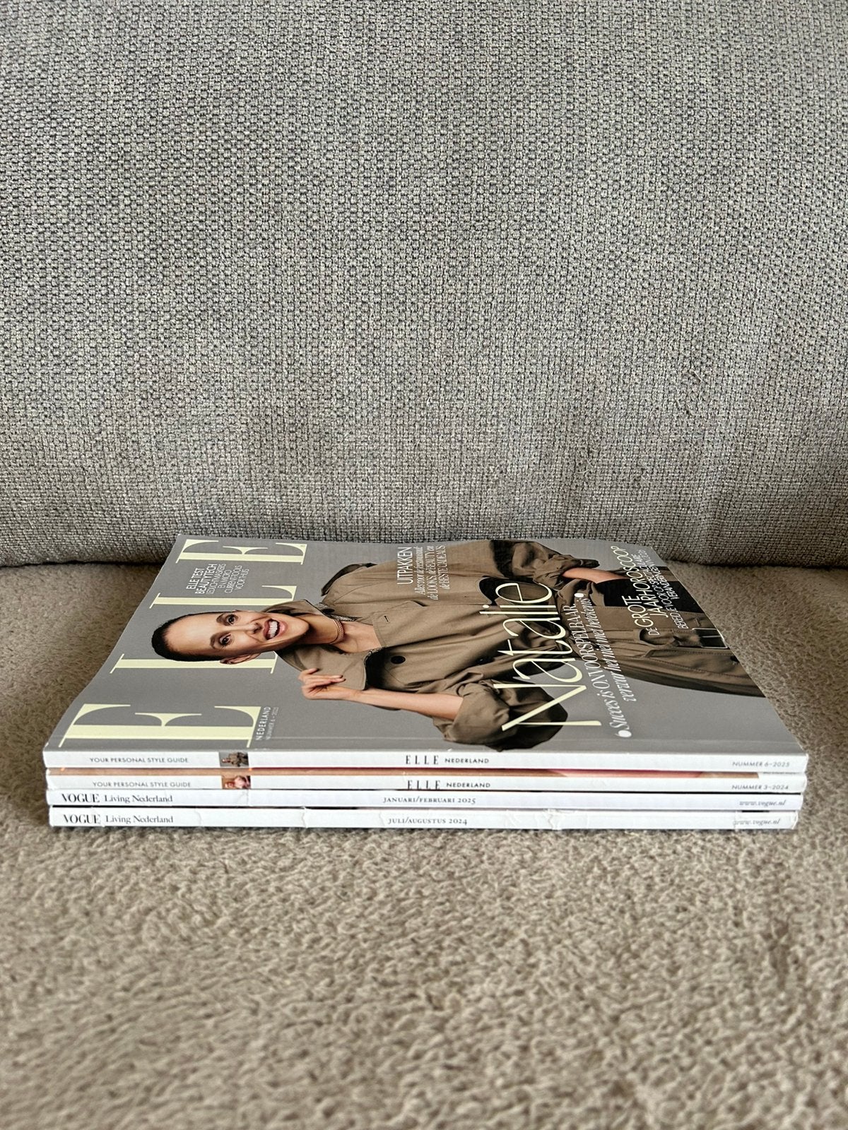 ELLE en Vogue Living tijdschriften 4 stuks, Boeken, Meerdere comics, Ophalen of Verzenden, Gelezen, Europa