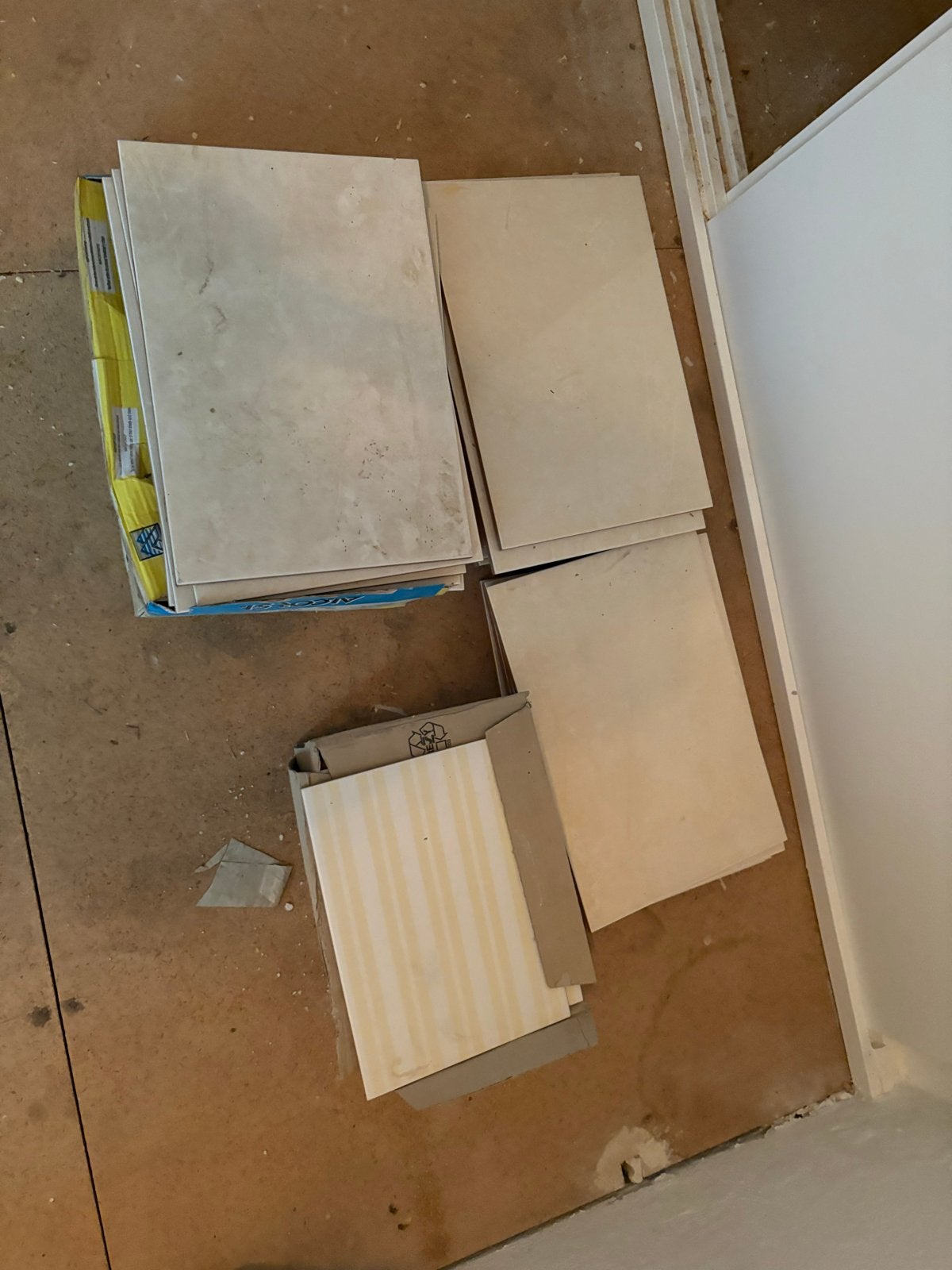 Diverse tegels - Vloer- en wandtegels, Gebruikt, Keramiek, Ophalen of Verzenden, 20 tot 40 cm
