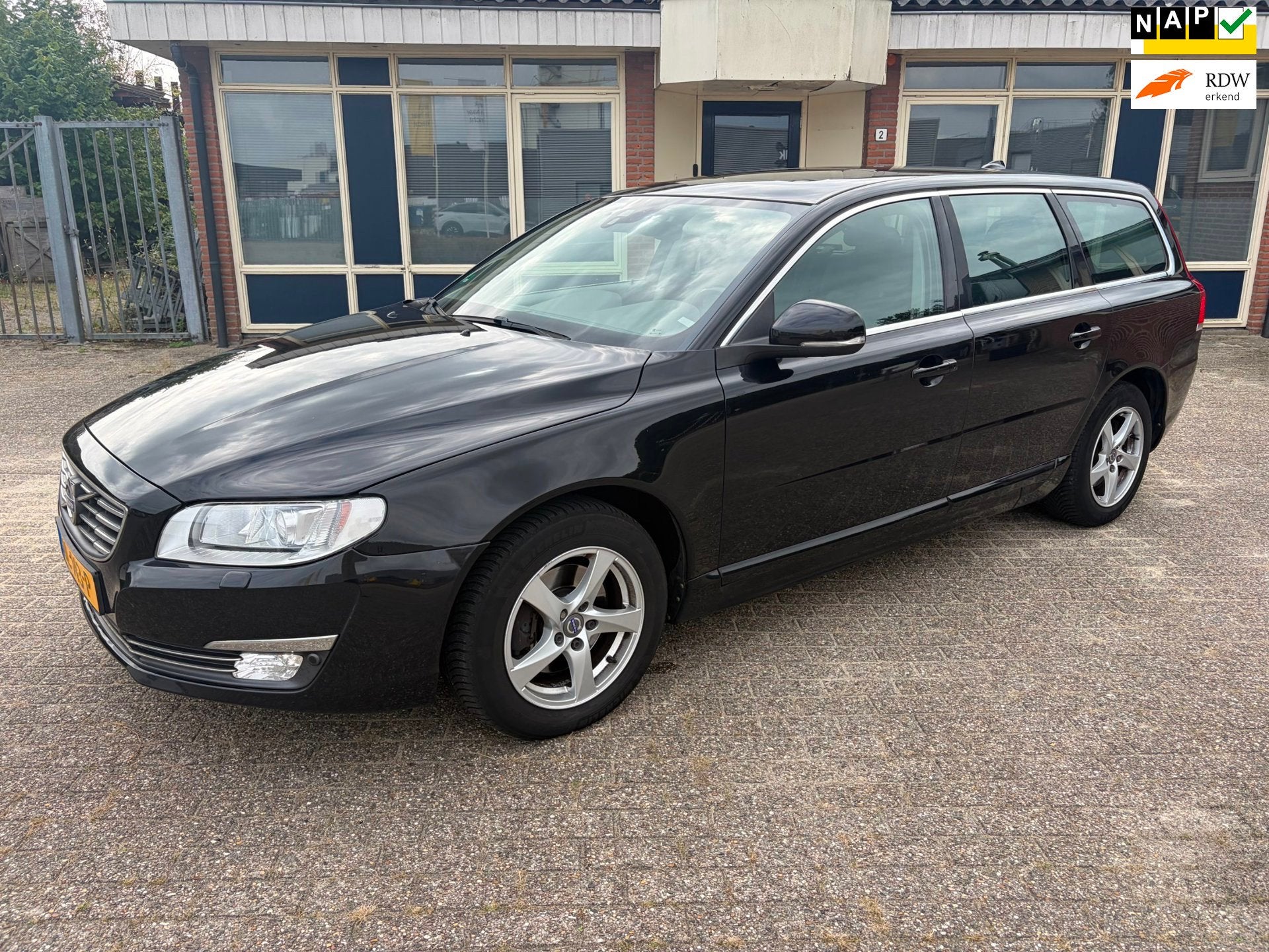 Volvo V70 2.0 D4 Polar+, Voorwielaandrijving, Euro 6, 4 cilinders, Automatische klimaatregeling