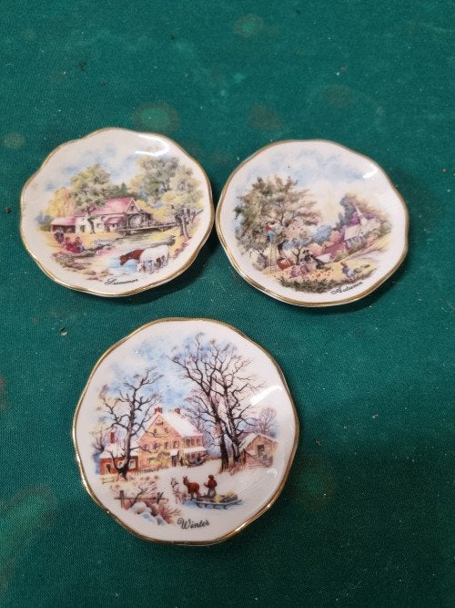 seizoens bordjes klein drie stuks bon china, Ophalen of Verzenden, 'T Olde Gre-j, Info@toldegrej.nl, Endepoelstraat 20f Didam