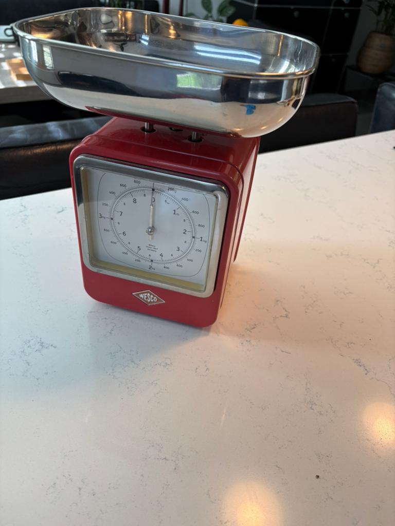 Wesco Keukenweegschaal Rood - Analoog, Vintage Stijl, Witgoed en Apparatuur, Weegschalen, Ophalen, Minder dan 10 kg, Keukenweegschaal