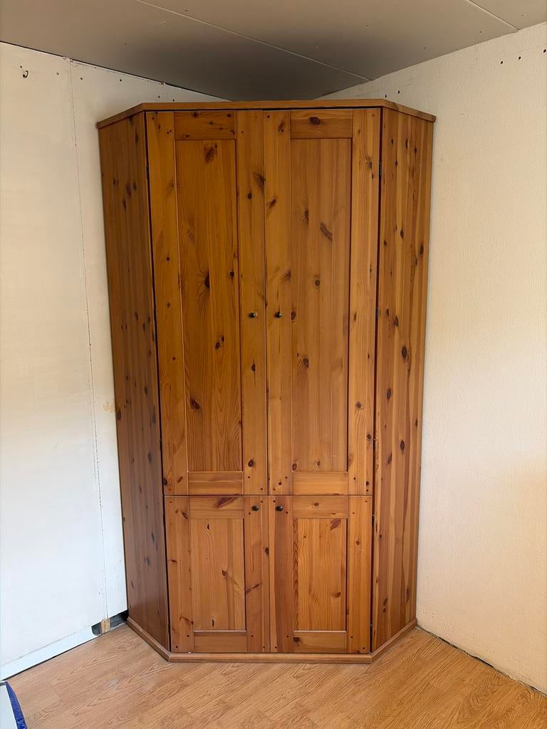 Houten hoekkast met uitschuifbaar bureautje, Ophalen, Gebruikt, 70 tot 120 cm, 170 cm of meer