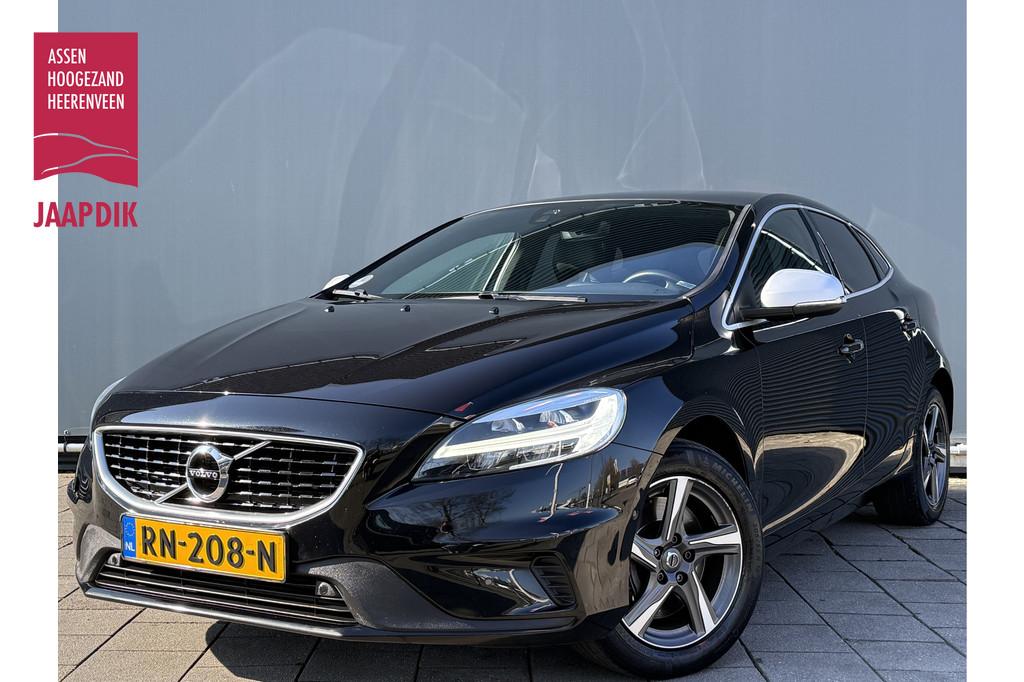 Volvo V40 BWJ 2018 | 2.0 D3 150PK R-DESIGN | TREKHAAK | PANO, Auto's, Volvo, 28 km/l, Gebruikt, 4 cilinders, 1337 kg