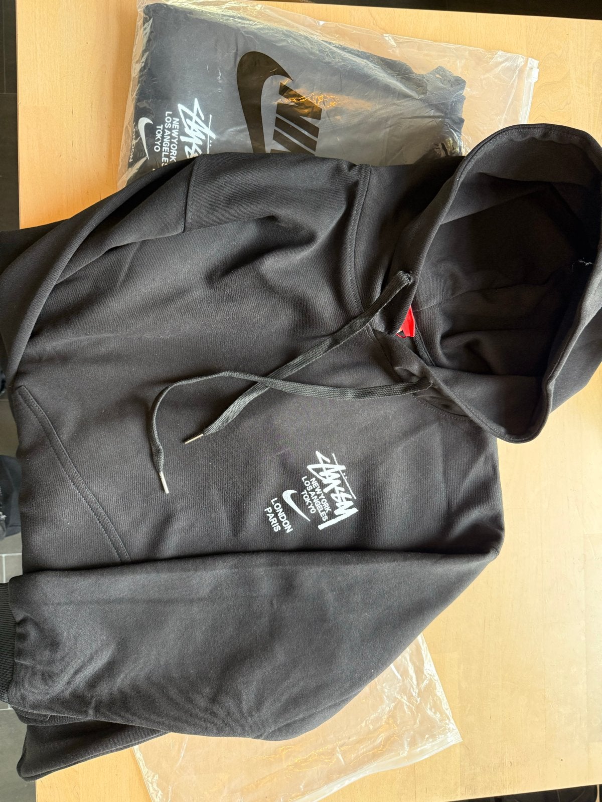 Nike x Stüssy Hoodie en Joggingbroek Set - Zwart, Ophalen of Verzenden, Nieuw, Overige maten, Zwart