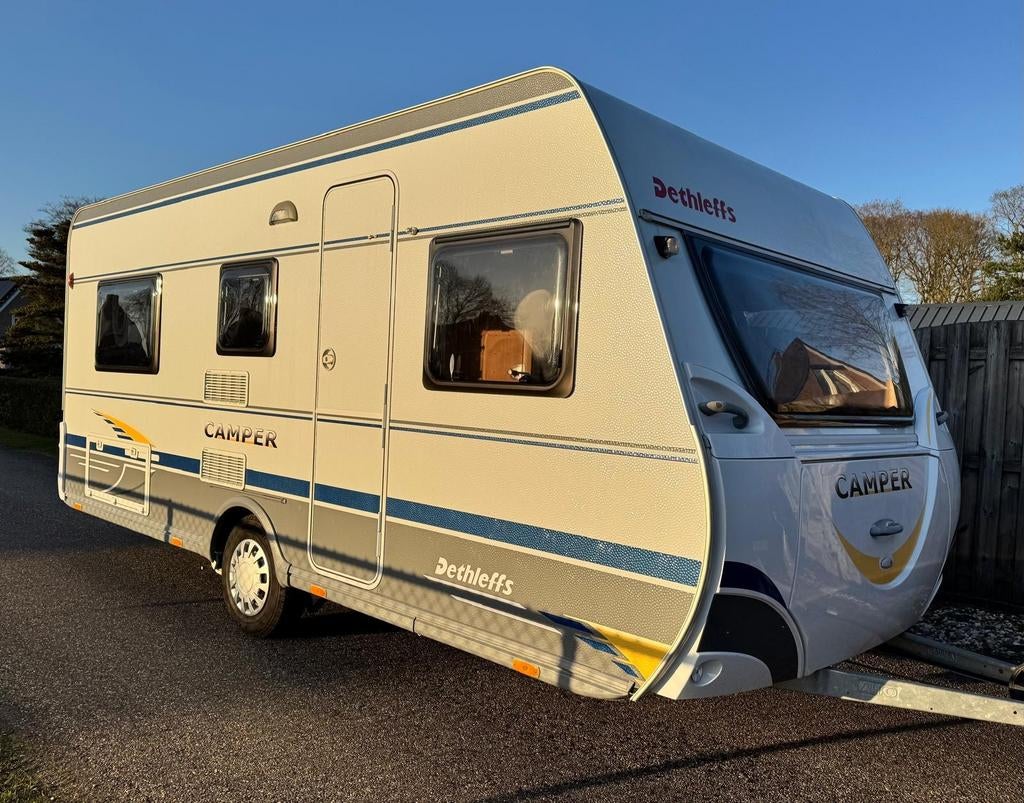 Dethleffs Camper 470 V caravan enkele bedden in super staat, Caravans en Kamperen, Caravans, 2 aparte bedden, Rondzit, Dethleffs