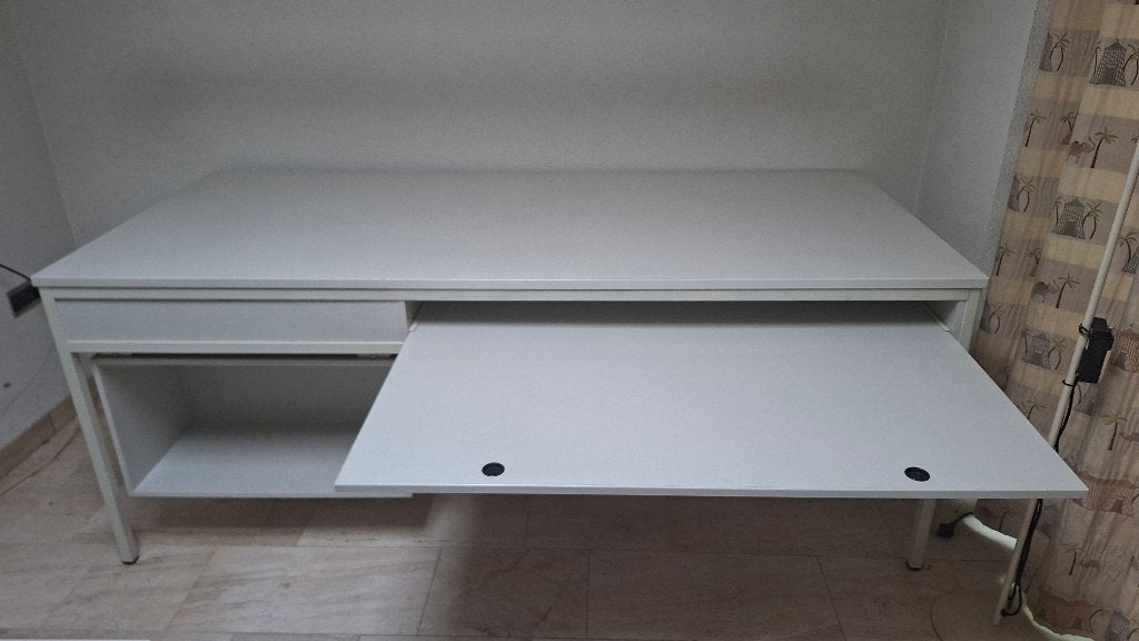 Bureau 210 x 95 x 82 hoog met groot uitschuifbaar blad, Ophalen, 210 cm, 95 cm, Metaal