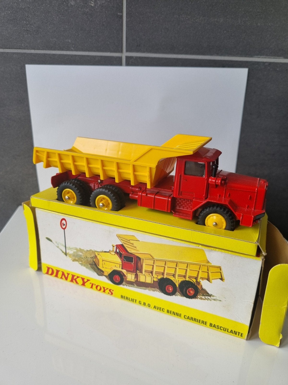dinky toys, Ophalen of Verzenden, Zo goed als nieuw, Auto, Dinky Toys