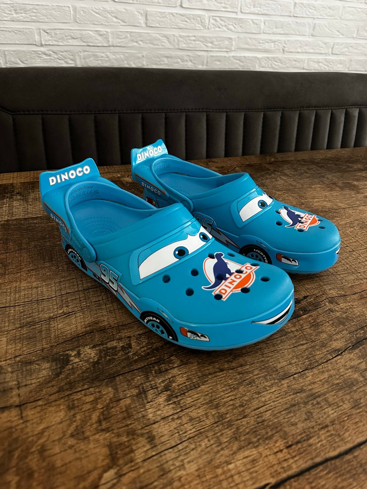 Cars Dinoco Crocs - Maat 42/34, Kleding | Heren, Blauw, Nieuw, Ophalen, Slippers
