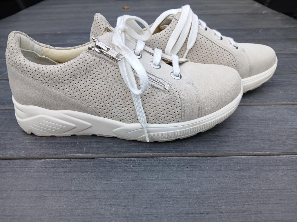 Solidus comfort schoen maat 38 wijdte M, Kleding | Dames, Schoenen, Ophalen of Verzenden, Zo goed als nieuw, Beige, Sneakers of Gympen