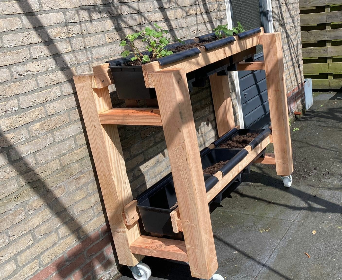 Aardbeienrek met Batobakken, Ophalen, 8814 JW Zweins, Nieuw, Dealdeskuorre@gmail.com
