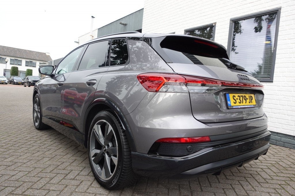 Audi Q4 40 S Edition 77KWH, Auto's, Achterwielaandrijving, Gebruikt, 495 min, 511 km
