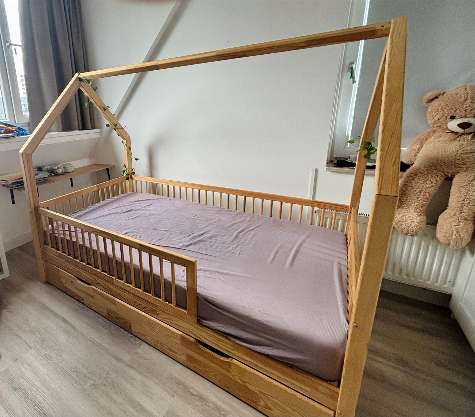 Huisbed 180x100 cm met dik matras en bedlade, Kinderen en Baby's, Ophalen, Gebruikt, 100 cm of meer, Matras