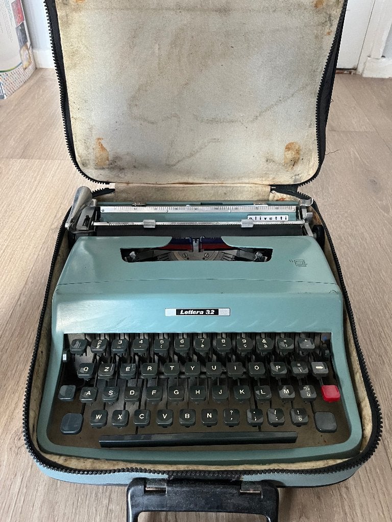 Vintage Olivetti Lettera 32 Typewriter, Diversen, Typemachines, Ophalen of Verzenden, Gebruikt