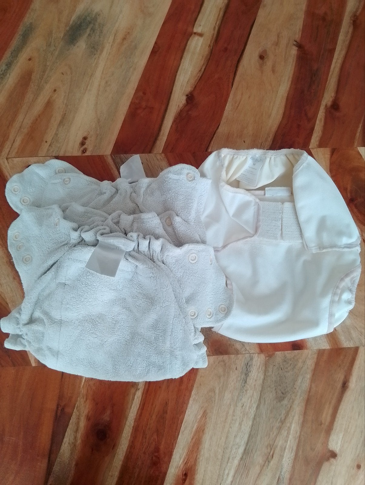 2 wasbare Popolini luiers en 1 overluier, Kinderen en Baby's, Babykleding | Petten en Hoeden, Ophalen of Verzenden, Maat 50, Jongetje of Meisje