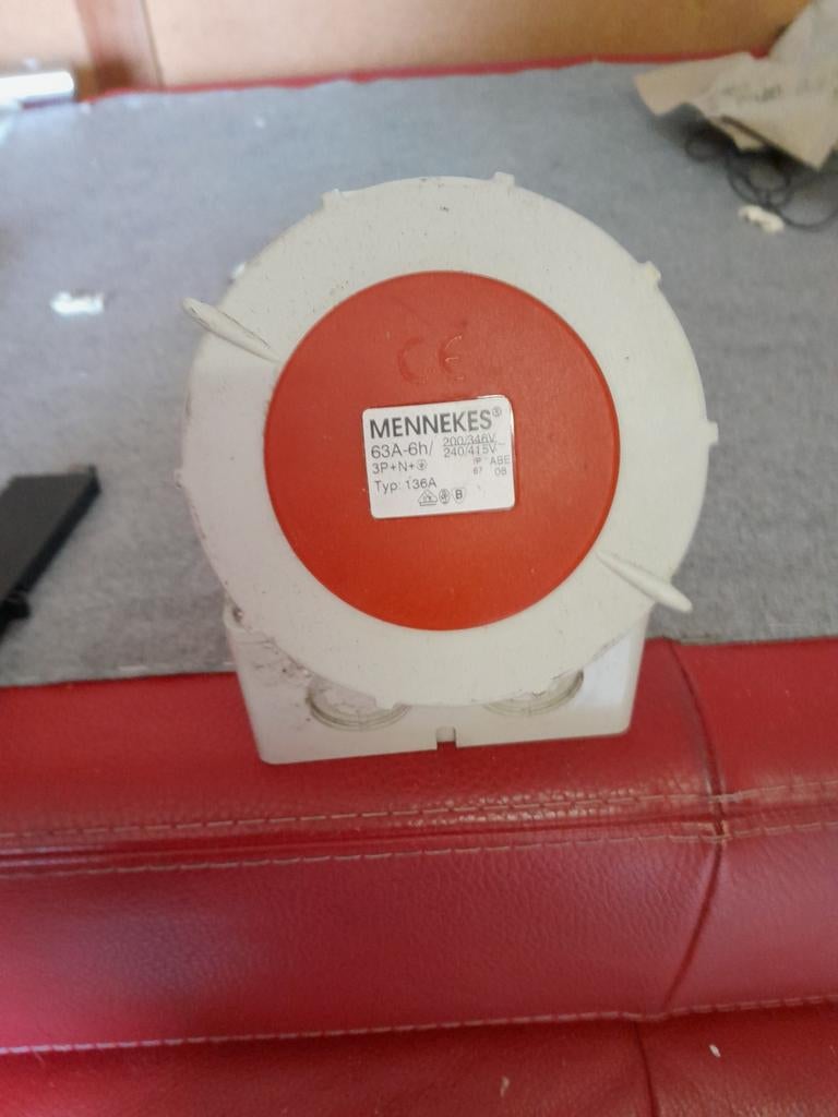 Mennekes 63A-6h 3P+N+ stopcontact, Ophalen of Verzenden