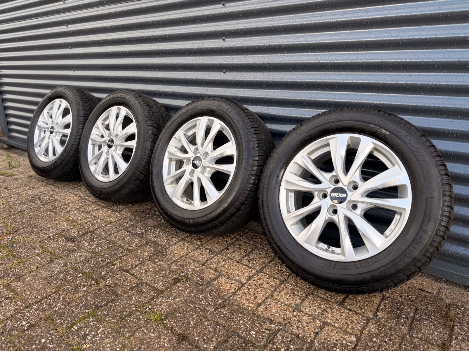 Oxxo OX08 16 inch 5x114.3 Suzuki Vitara S-Cross SX4 Winter, Ophalen, 16 inch, Banden en Velgen, Winterbanden