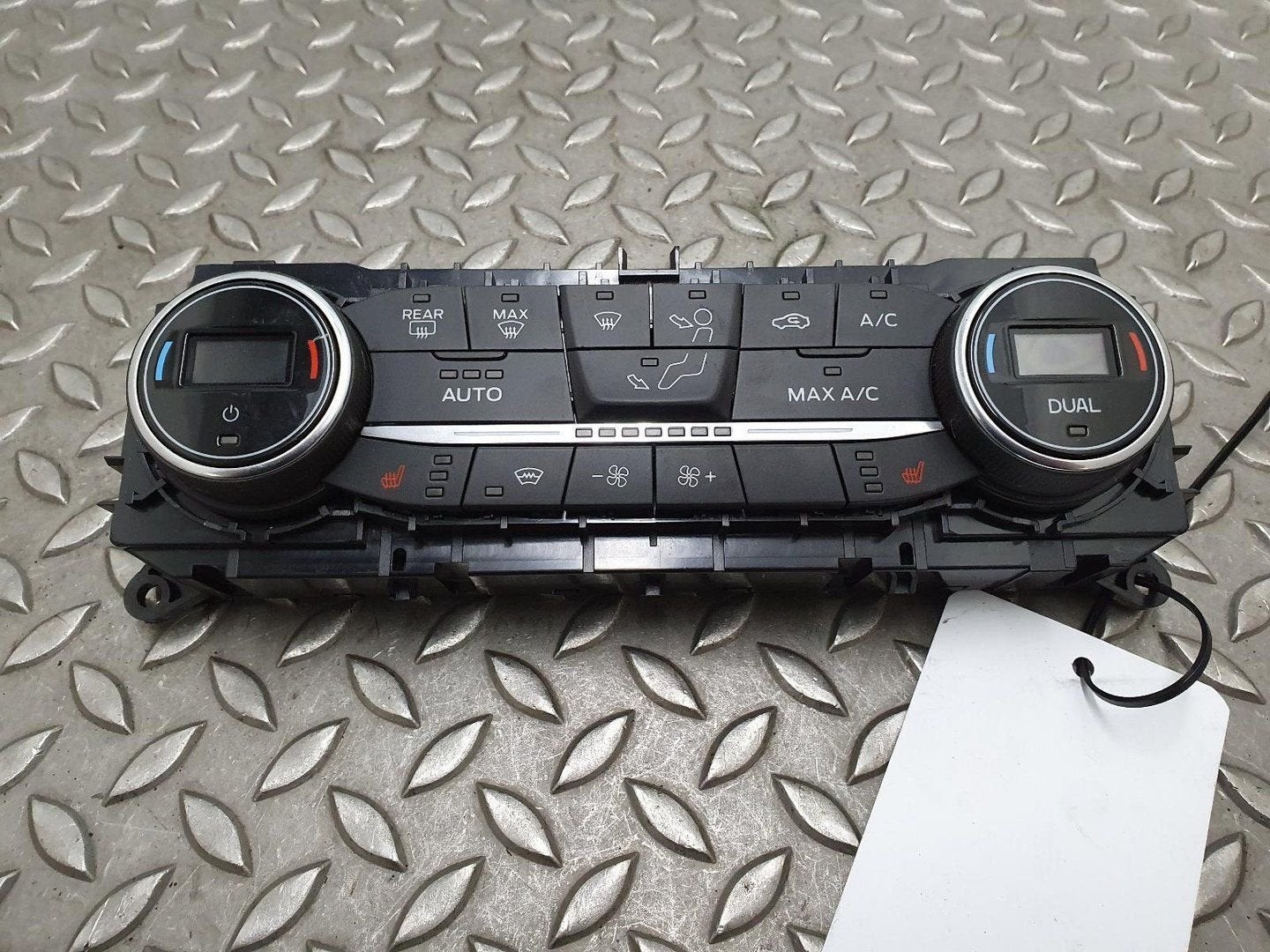 FORD FOCUS TITANIUM KACHEL BEDIENINGSPANEEL 2020, Ophalen of Verzenden, Gebruikt, Stiba lid