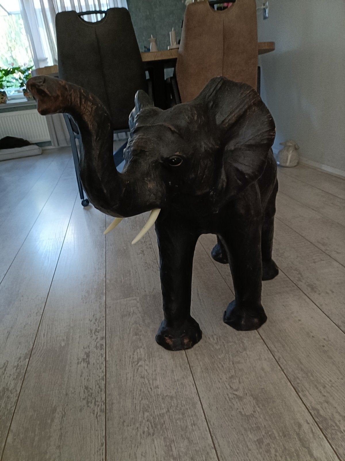 Decoratieve olifant van leer, Ophalen, Leer, Overige stijlen, Gebruikt