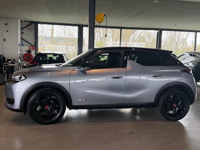 DS DS 3 Crossback 1.2 Performance Line Alcantara., Auto's, DS, 101 pk, 1199 cc, 620 kg, 49 €/maand