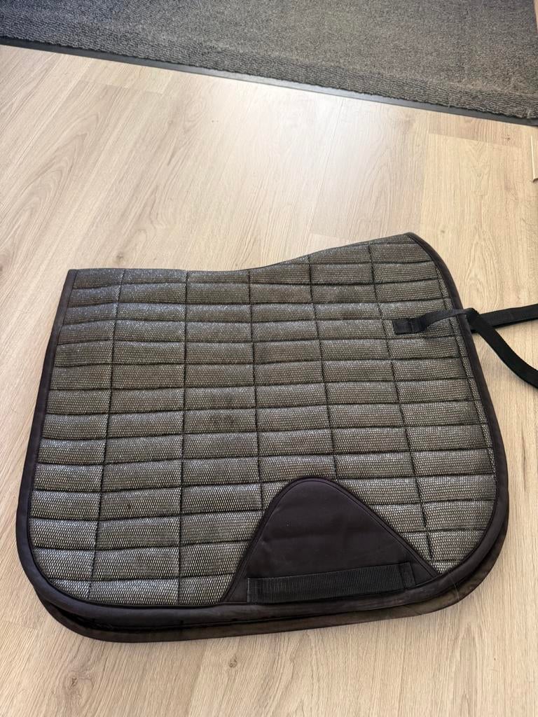 Harrys horse zadeldekje glitter zwart, Dieren en Toebehoren, Paarden en Pony's | Dekens en Dekjes, Gebruikt, Dressuurdekje, Harry's Horse