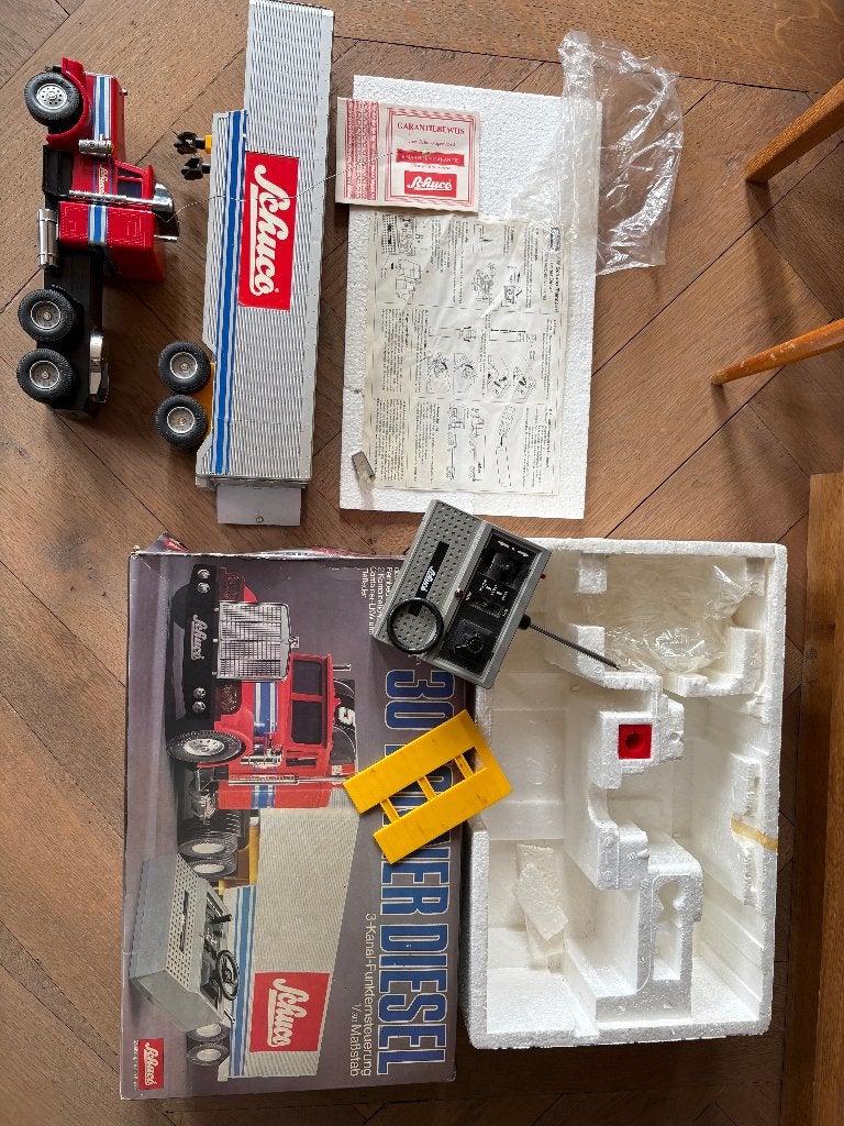 Schuco 30 tonner diesel, Ophalen of Verzenden