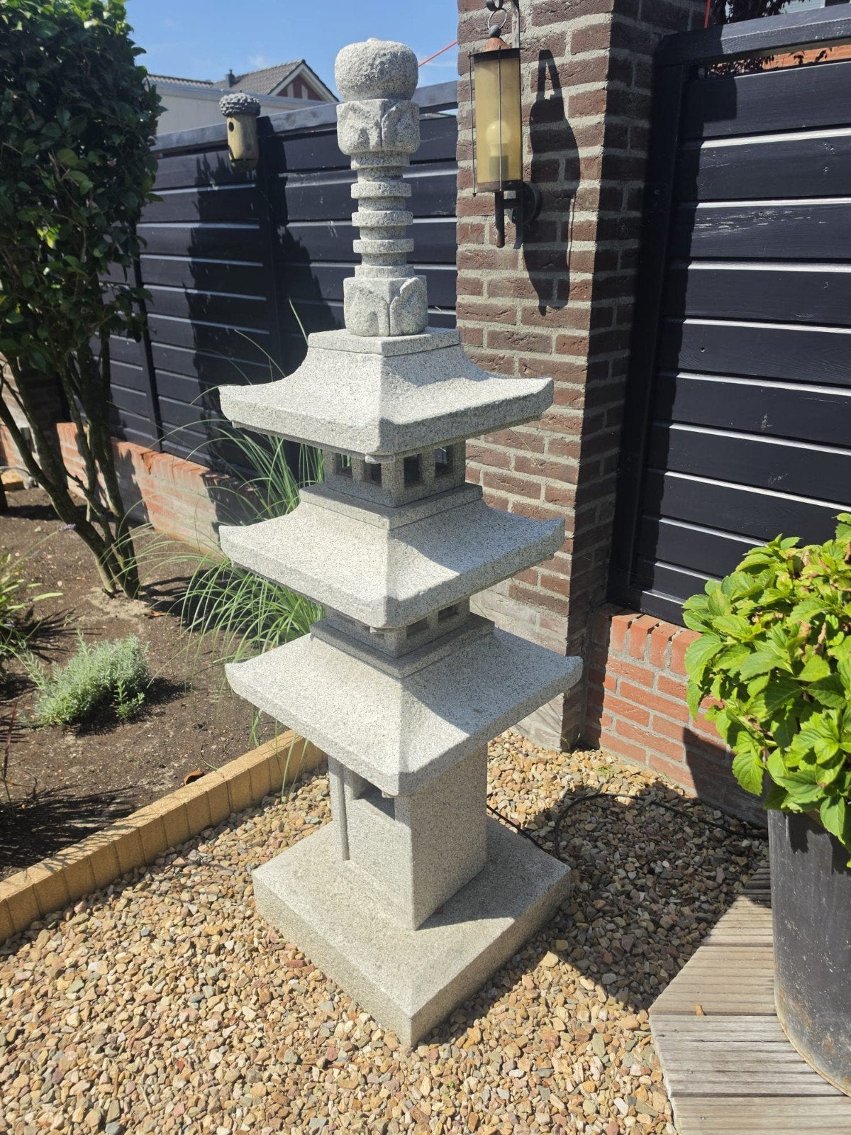 Oosterse tuindecoratie ,Pagode van graniet 3 daks, Ophalen, Waterornament