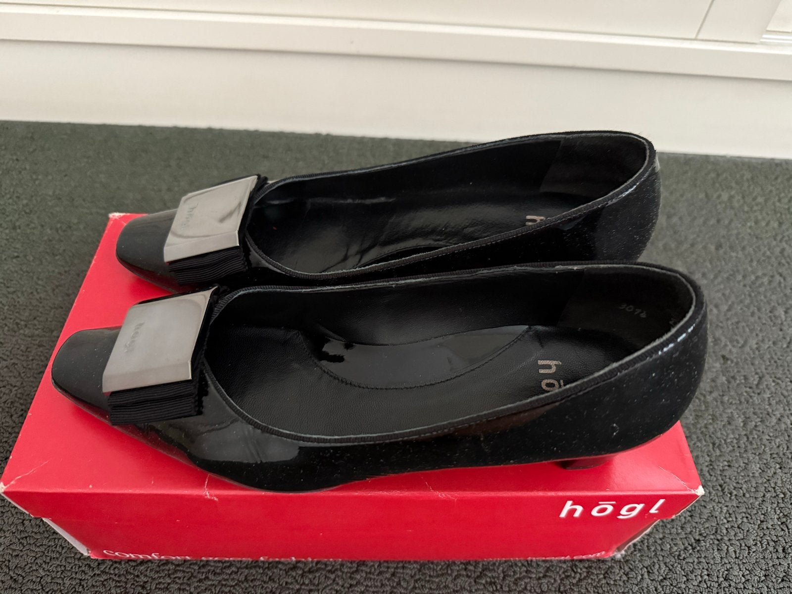 Hogl Zwarte Lakleren Pumps - UK 4.5 / EU 37.5, Ophalen of Verzenden, Zo goed als nieuw, Zwart, Pumps
