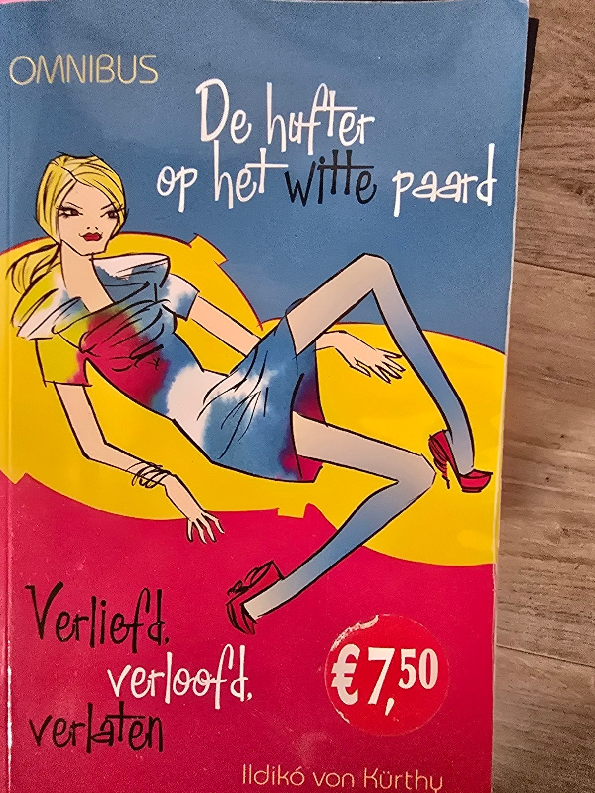 Omnibus: De hufter op het witte paard - Ildikó von Kürthy, Ophalen of Verzenden, Gelezen, Ildikó von Kürthy, Europa overig