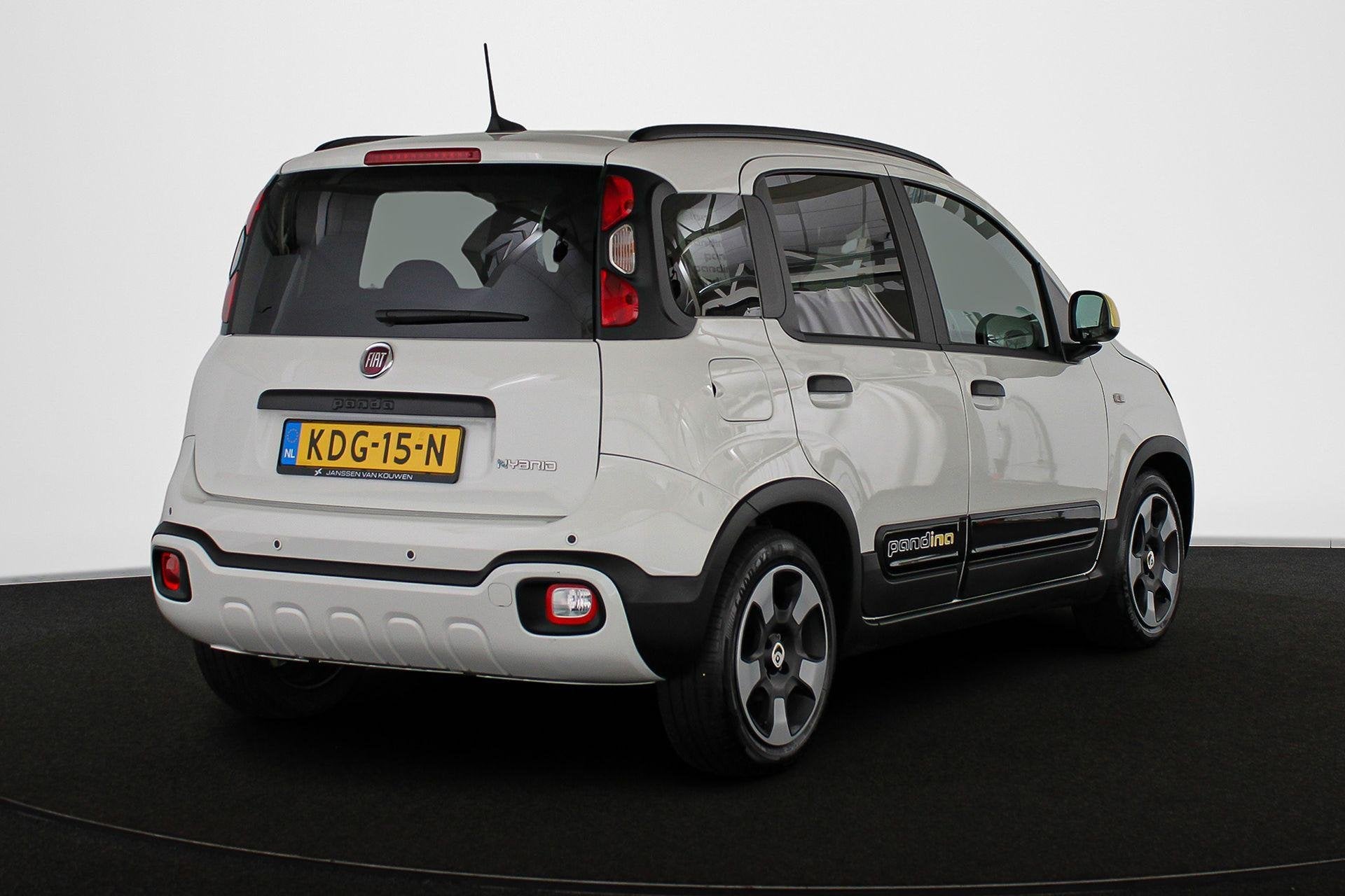 Fiat Panda 1.0 Hybrid Cross Pandina Apple CarPlay Airco Park, Stof, Euro 6, Panda, Automatische klimaatregeling