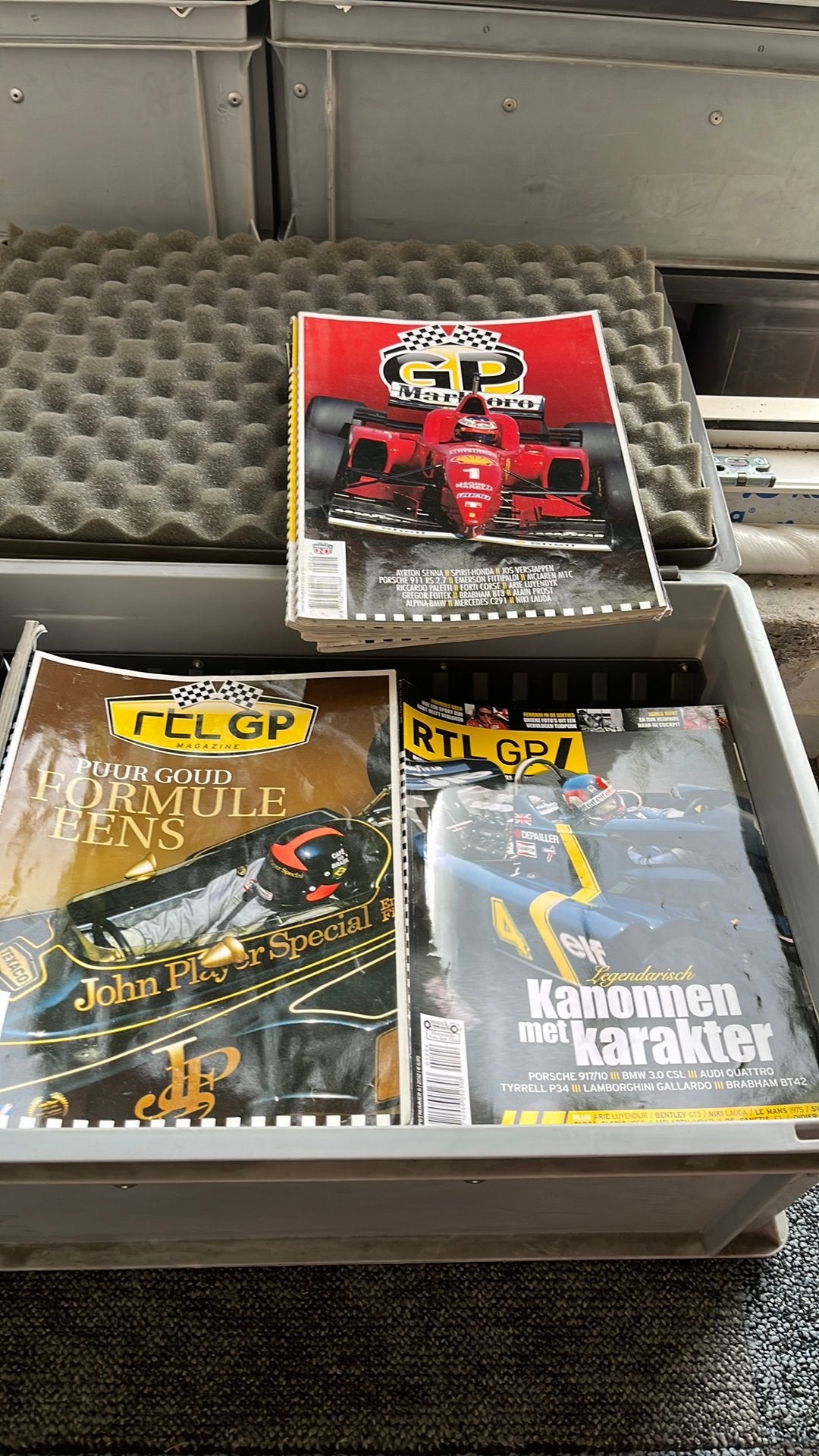 16 jaargangen RTL GP Magazine in handige opbergbox, Boeken, Ophalen, Zo goed als nieuw