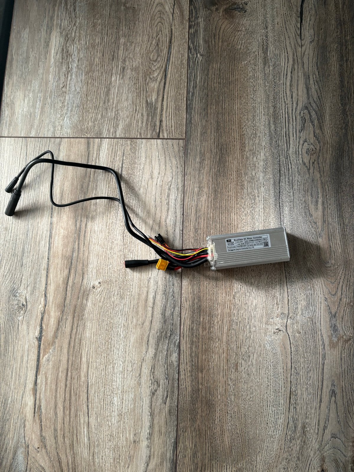 Brushless DC Motor Controller 48V 21A - Zo goed als nieuw, Ophalen, Zo goed als nieuw, Elektrische fiets, Motor