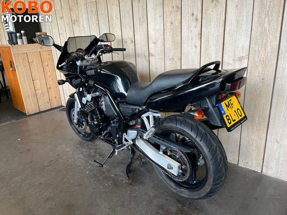 Yamaha FZS600 (bj 2001), 4 cilinders, Motorrijbewijs A, Bedrijf, Onbekend