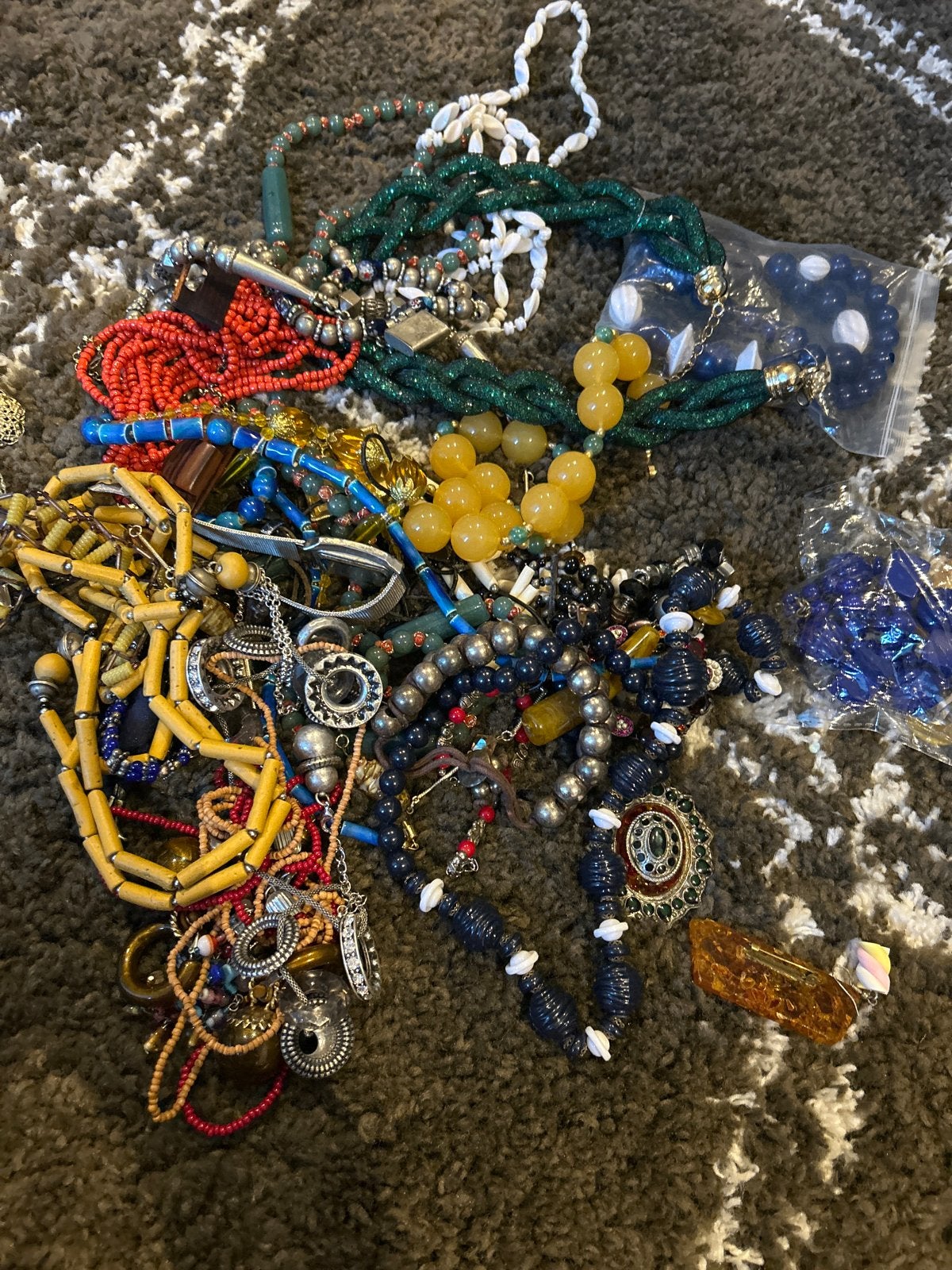 Grote partij diverse sieraden, kettingen, armbanden, oorbell, Gebruikt, Blauw, Ophalen of Verzenden, Overige materialen