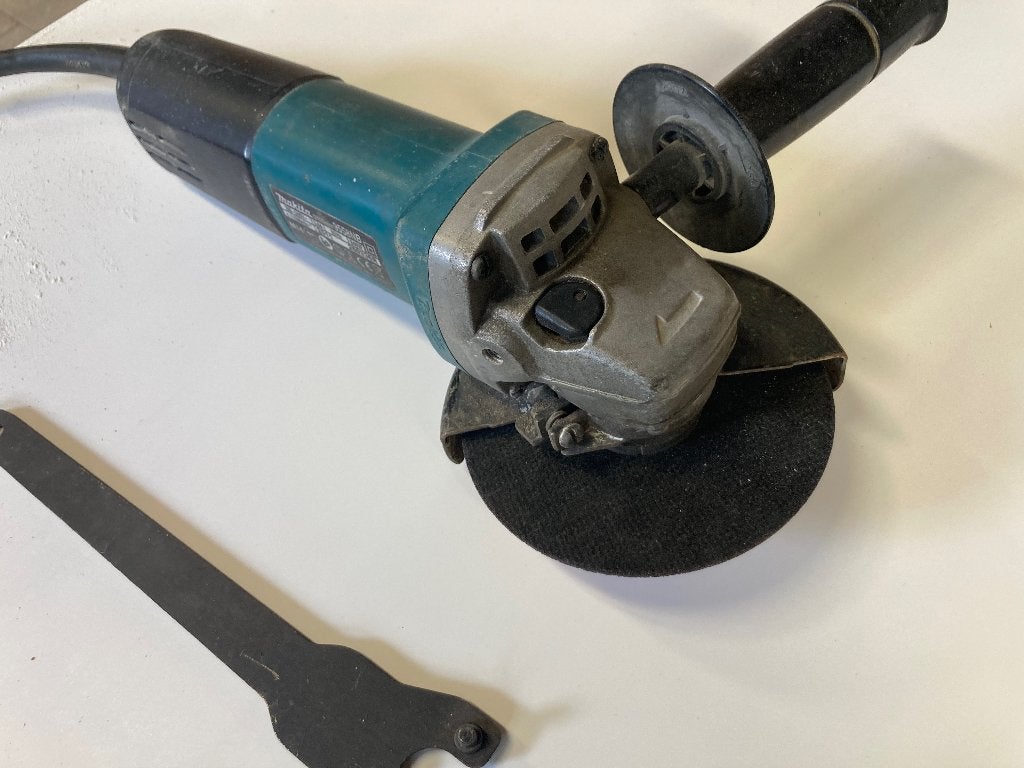 Makita Haakse slijper slijptol, Ophalen of Verzenden, Gebruikt, 700 tot 1000 watt, Haakse handslijpmachine