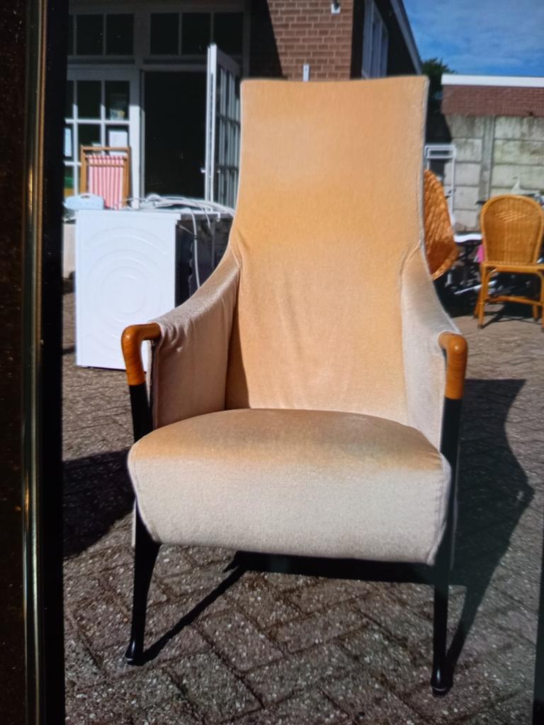 Giorgetti Progetti fauteuil, Huis en Inrichting, Ophalen, 75 tot 100 cm, 50 tot 75 cm